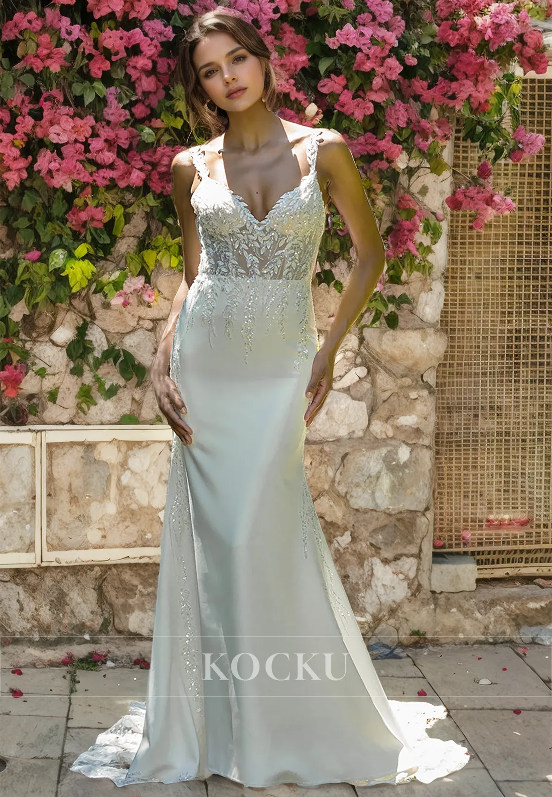 Elegant & Luxurious V-Neck Mermaid Appliques Sleeveless Wedding Dress