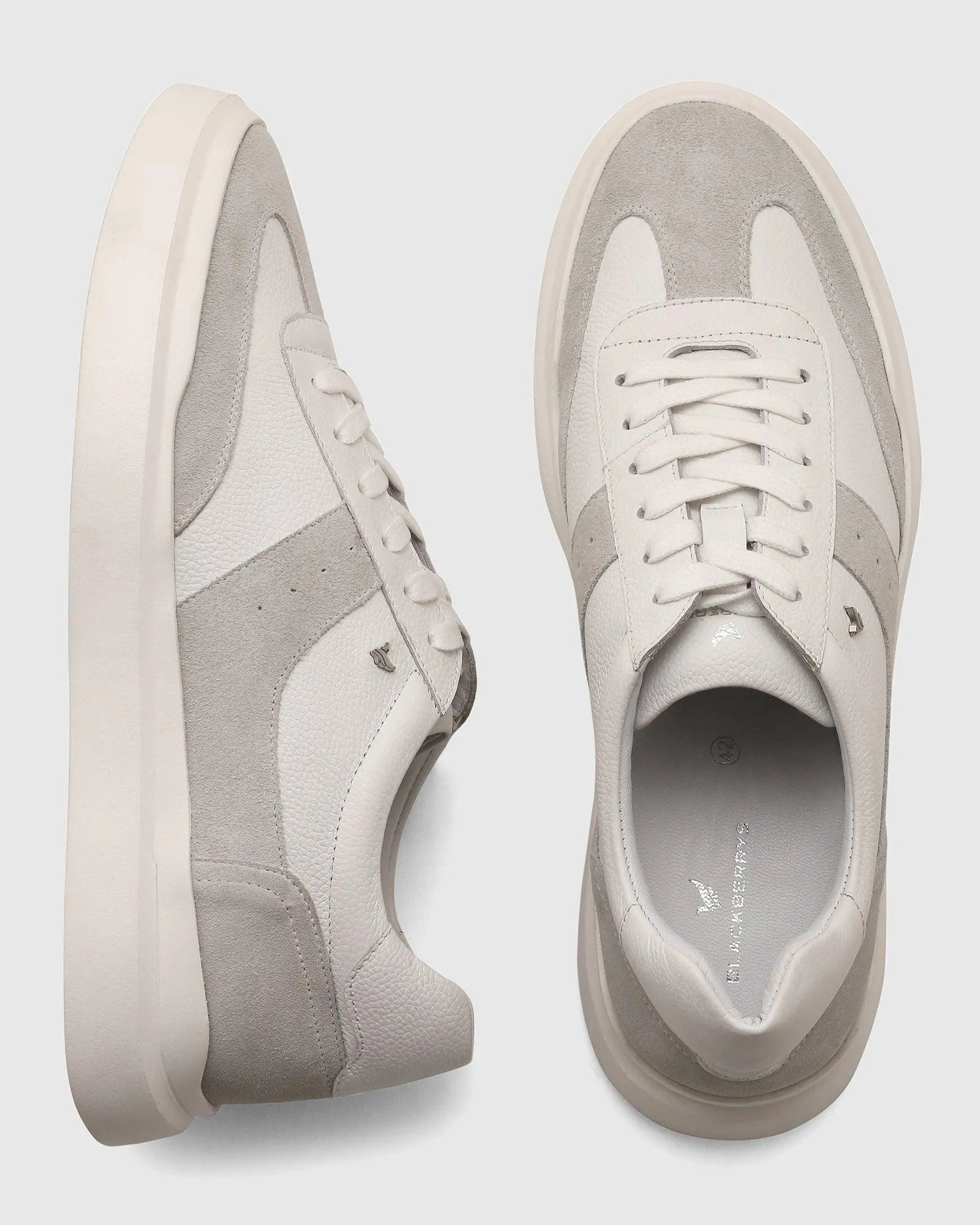 Leather White Textured Sneakers - Qwhite