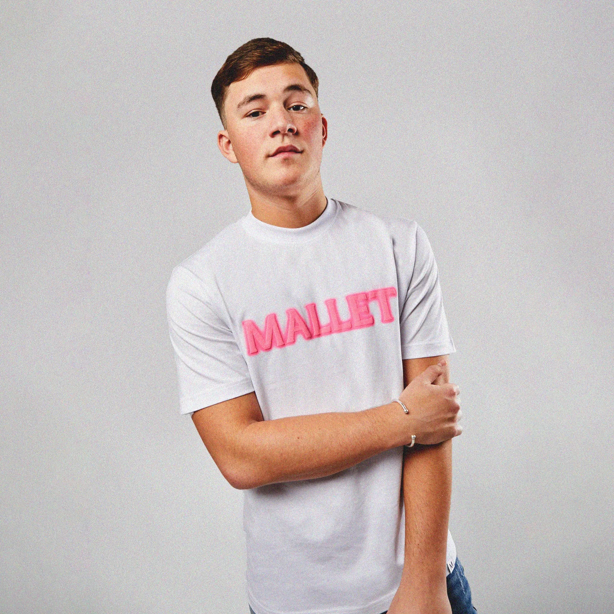 Spray Print Logo Tee - White Pink